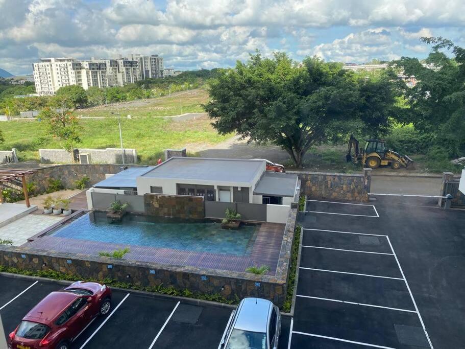 Stylish & Luxury 2-Bed Parkside Apart With Pool ヴァコア・フェニックス エクステリア 写真