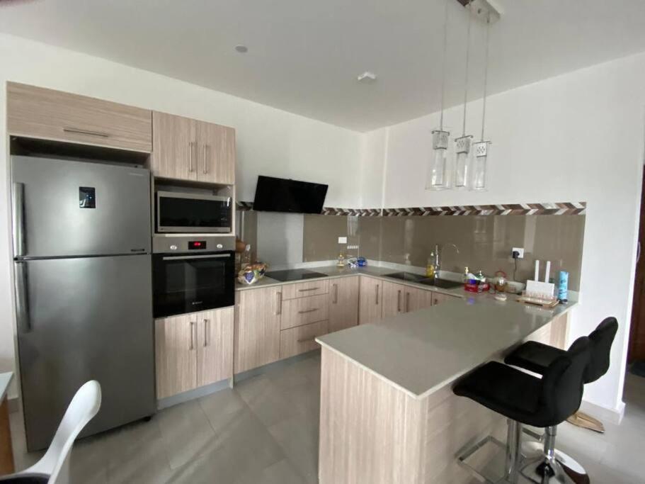 Stylish & Luxury 2-Bed Parkside Apart With Pool ヴァコア・フェニックス エクステリア 写真